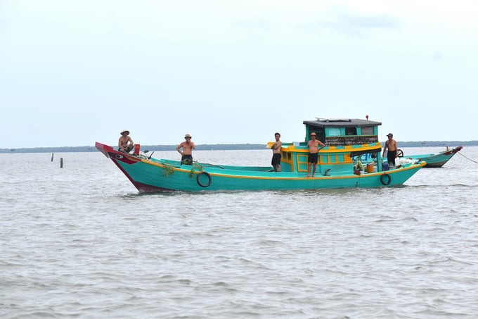 Chống khai thác IUU