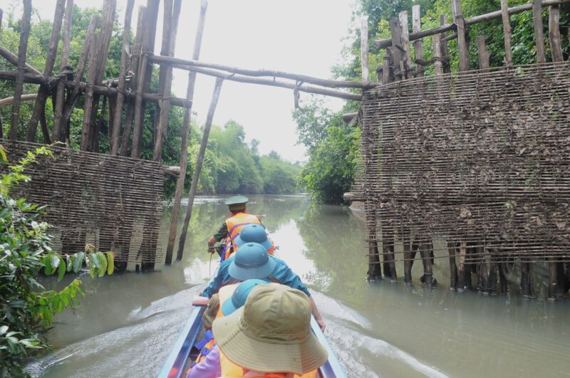 Sông thượng nguồn Vàm Cỏ Đông